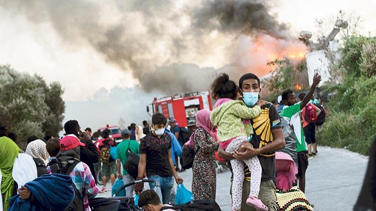 Yunanistanda en büyük mülteci kampında yeniden yangın çıktı