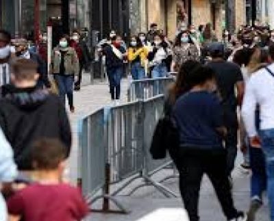 Haklarını alamadıkları için direnen Soma Uyar'ın madencileri Ankara'ya yürüyüşe çıktı.Salhi'de işçiler jandarma tarafından tutuklandı.Bağımsız Maden İşçileri Federasyonu'nun Twitter hesabından gözaltına alındıkları görüntüleri paylaşan işçiler, "Tekrar geleceğiz, yine yürüyeceğiz, vazgeçmeyeceğiz" dedi.