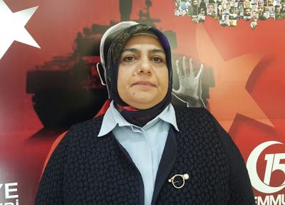 AKP başkanı işyerinde patronunun banka kartına el koydu