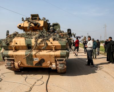 Kürt güçleri ile Türkiye'ye sadık gruplar arasında çatışmalar