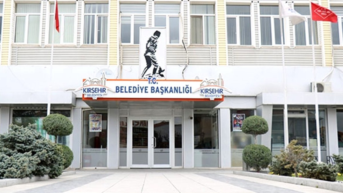 Ayda 3 milyon açık veren Kırşehir belediyesi 2 milyon fazla veriyor