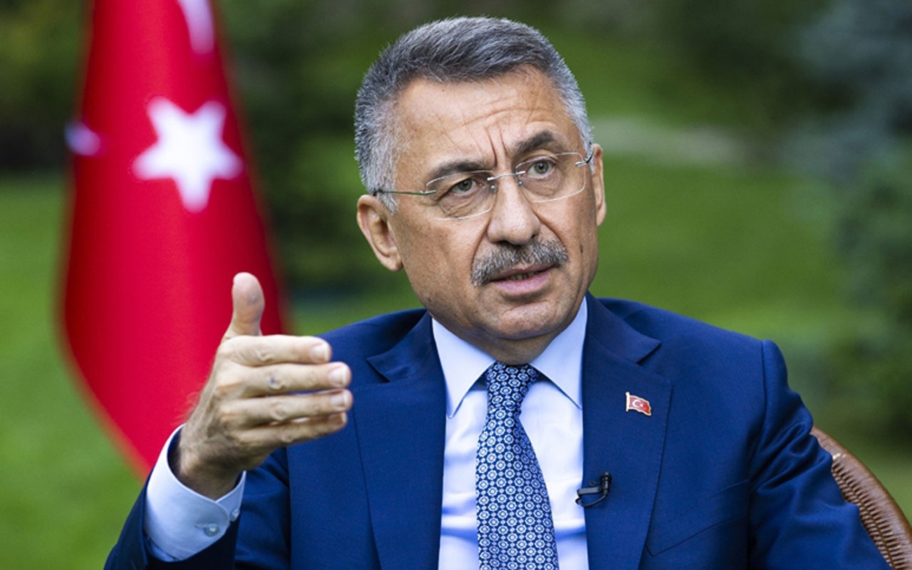 Başkanlık bütçesinin toplantıya geldiği lüks ofis arabası nedeniyle eleştirilen Başkan Yardımcısı Oktay, otomobili "devlet temsil uygulamaları" kapsamında kullandığını söyledi. Heyetteki soruları cevaplayan Oktay, 11 Mart - 22 Kasım tarihleri ​​arasında 85 bin 913 işyerinin kapısını kapattığını duyurdu. TBMM Plan ve Bütçe Komisyonu'nda bütçe yarışı sonuçlandı. Bir gün önce Komisyon'da görüşülen 2021 Cumhurbaşkanlığı bütçe önerisinin ardından, Aralık ayında TBMM Genel Kurulu'nda gerçekleşecek bütçe değişikliğinin beklentisi başladı. Cumhurbaşkanı Yardımcısı Fuat Oktay'ın “salgın sürecine bakarak” hazırlandığını söylediği cumhurbaşkanlığı bütçe görüşmelerinde “israf” tartışmaları denendi. 