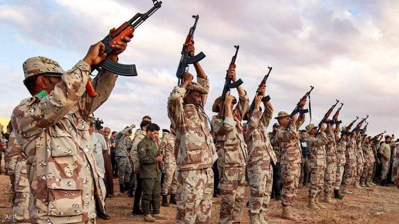 Türkiye Savunma Bakanı Hulusi Akar, Trablus'taki Türk kuvvetlerine yaptığı ziyarette Libya Ulusal Ordusu'na yönelik bir dizi tehdit başlattı. Türk Savunma Bakanı, Mareşal Halife Hafter liderliğindeki Libya Ulusal Ordusu'nu, Türk kuvvetlerine her saldırı girişiminden sonra güçleri ve destekçileri Batu'nun her yerde "meşru hedef" olduğu konusunda uyardı. Akar, Milli Savunma Bakanlığı'nın açıklamasına göre, "Hafter ve destekçileri, kuvvetlerimize saldırırlarsa onları meşru hedefler olarak kabul edeceğimizi bilsinler. Türk kuvvetlerine saldırırlarsa kaçacakları yer olmayacak, Türkiye'nin her yerde onları hedef alacağını" söyledi.