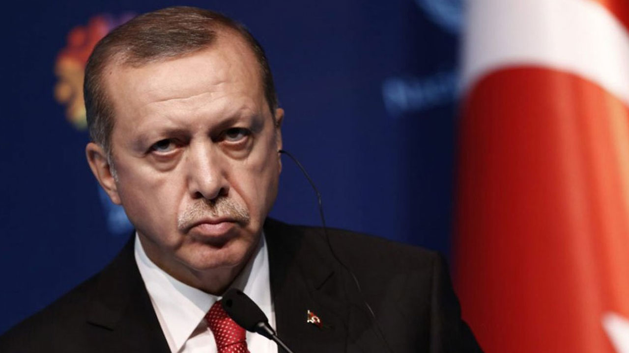 Ankara'yı NATO için bir tehdit olarak gördükten sonra, Türk dışişleri bakanı, ülkesinin gelişmiş bir Rus hava savunma sistemini satın alması sonucunda Washington'un uyguladığı yaptırımları görüşmek üzere ülkesi ve ABD'nin ortak bir çalışma grubu oluşturduğunu söyledi. Mevlüt Çavuşoğlu düzenlediği basın toplantısında, Ankara'nın yeni Cumhurbaşkanı Joe Biden yönetiminde ABD ile "daha iyi" ilişkiler kurmaya çalıştığını söyledi. Türk yetkili, "2020 yılında Amerika Birleşik Devletleri ile ilişkilerimizden kaynaklanan sorunlar gölgede kaldı. 2021 yılında yeni yönetimle ilişkilerimizi daha iyi yönetmeye hazırız ve mevcut sorunların üstesinden gelmek için adımlar atmaya hazırız." Dedi. 
