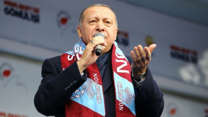 Erdoğan'ın koalisyonu Kürt HDP'nin peşinde