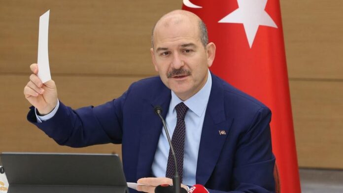 Erdoğan'ın İçişleri Bakanı'nın tweet'i tartışmalara neden oluyor ... ve Adalet Bakanı cevap veriyor