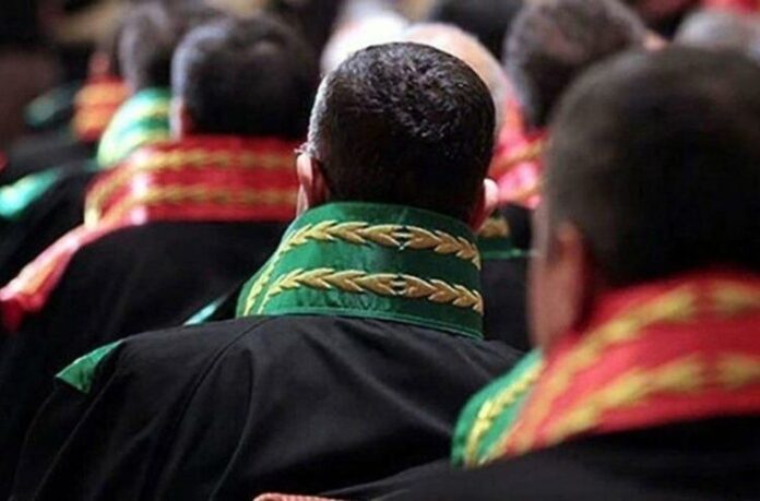 Hâkim ve savcıların tutuklanması