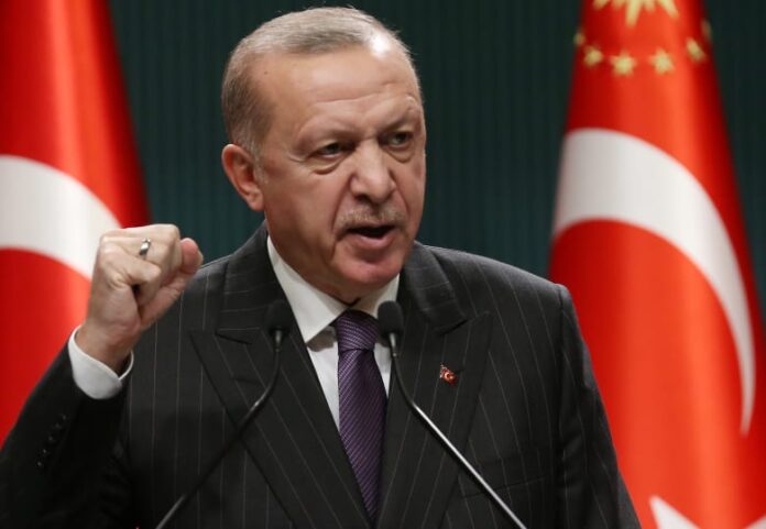 Türkiye Cumhurbaşkanı Recep Tayyip Erdoğan'ın kaçışı