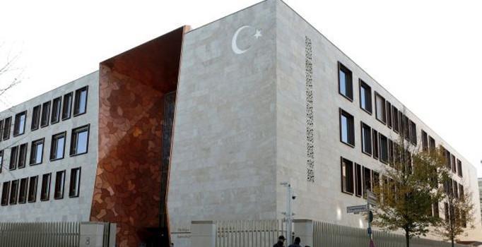 Almanya’daki Türk Büyükelçiliği Türk vatandaşlarına casusluk yaptı