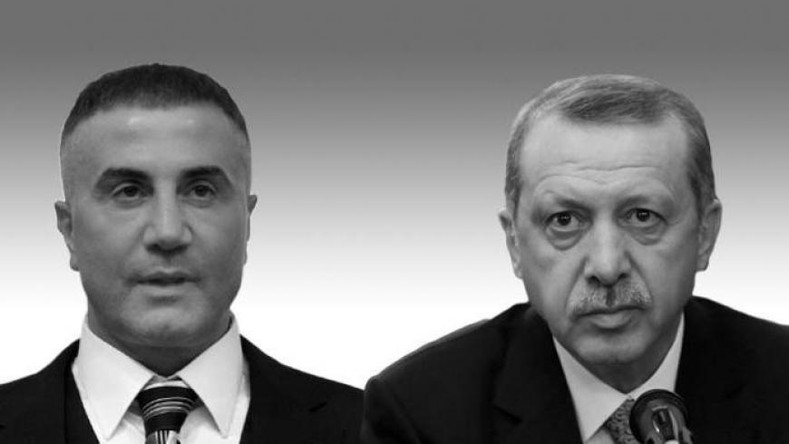 Sedat peker, Rabia sloganını terk ettiği için Erdoğan’la alay ediyor