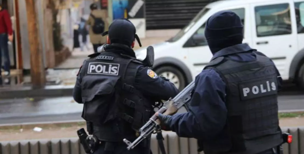 Türk makamları Gülen örgütüne mensup 23 kişiyi tutukladı