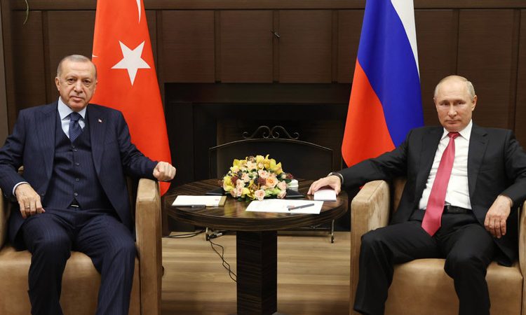 Bloomberg: Türkiye, Ukrayna için Rusya’ya karşı durmayacak!