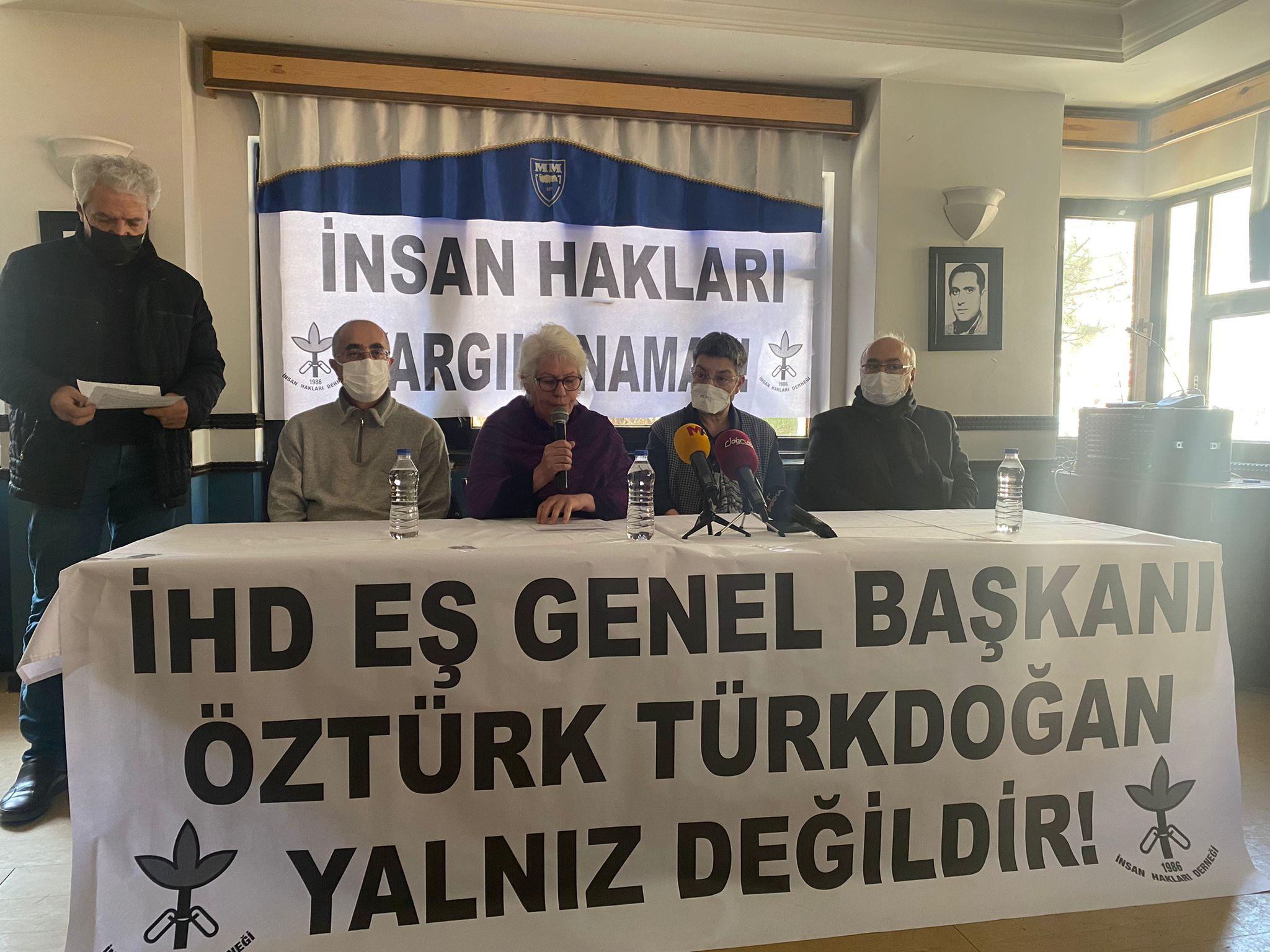 Öztürk Türkdoğan’a dava ablukası