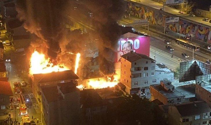 İstanbul Kadıköy ‘de binada patlama!