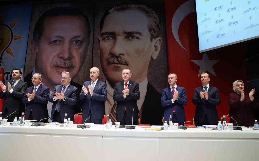Erdoğan ‘dan Altı Masaya anayasa eleştirisi
