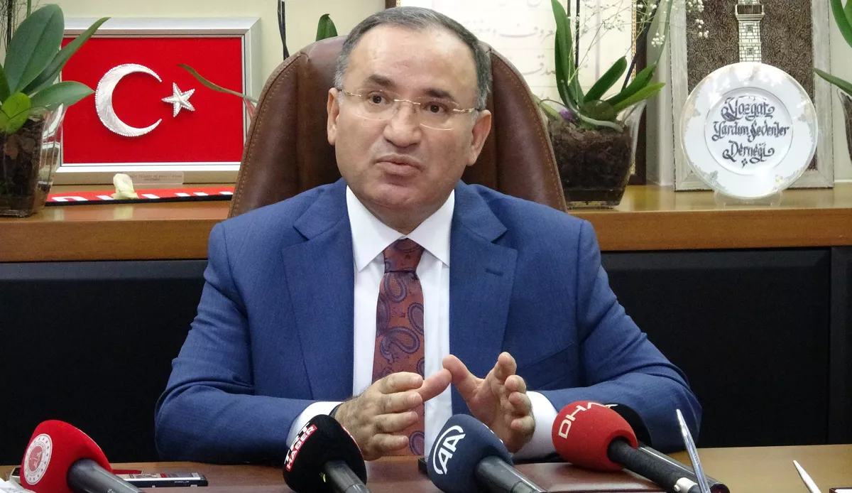 Bakan Bozdağ ‘dan 6’lı masaya ‘imza yetkisi’ eleştirisi!