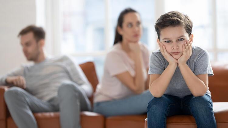 Ebeveyn İhanetinin Çocukları Nasıl Etkiler?
