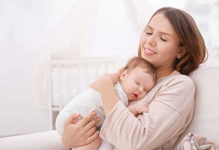 Aileyle uyuyan çocuk kaygılı oluyor mu?