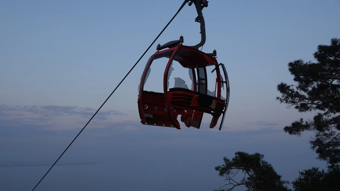 Antalya’da teleferik kazası: 137 kişi tahliye edildi