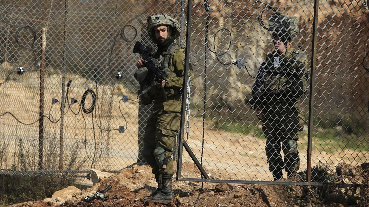 İsrail ile Mısır askerleri arasında çatışma