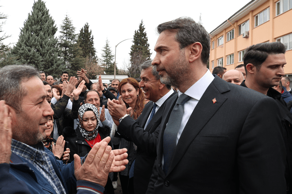 Bakan Bayraktar