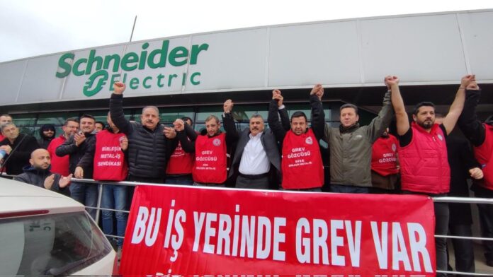 schneider işçileri mess dayatmasını fiili grevle aştı!