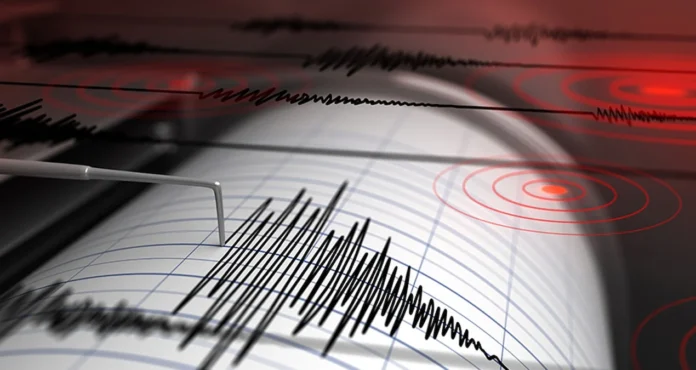 7,6 büyüklüğünde deprem