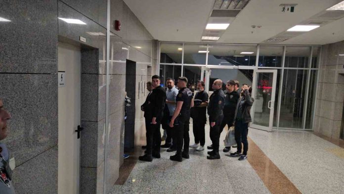 İstanbul Büyükşehir Belediyesi: 25 kişiyi tutukladı!