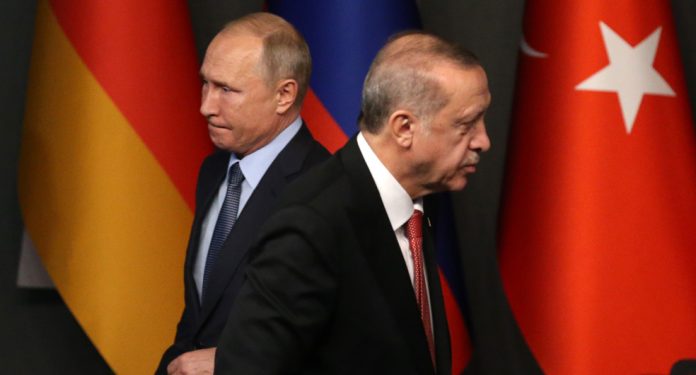Rusya Devlet Başkanı Vladimir Putin, Türkiye'de Diplomatik Satrançta Üstün Geldi