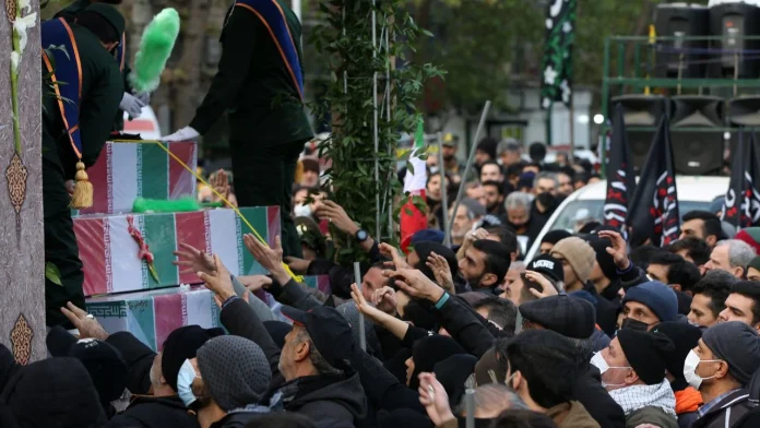 iran'da devlet töreni düzenlendi