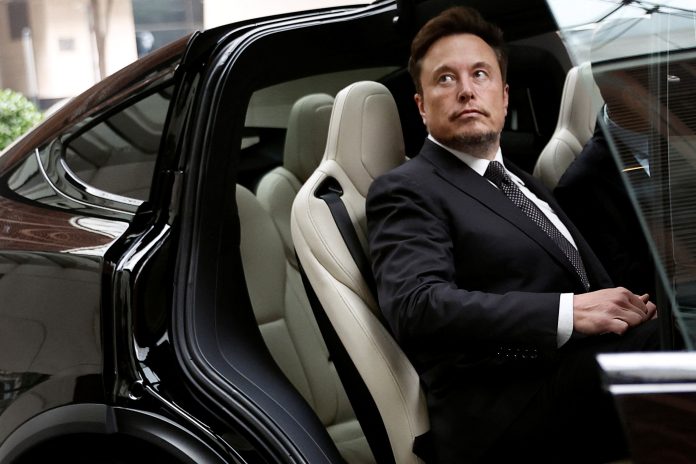 Milyarder Elon Musk, Tesla ile xAI arasında bir birleşmeyi desteklemiyor!