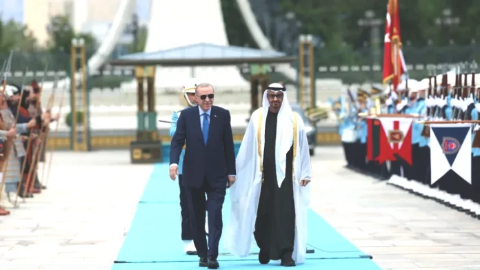 Türkiye ile BAE Arasında 7 Stratejik Anlaşma: Ticaret Hedefi 40 Milyar Dolar