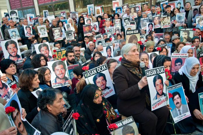 Cumartesi anneleri : Adalet Arayışına