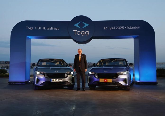 Cumhurbaşkanı Erdoğan, Yeni Nesil Elektrikli Otomobil TOGG T10F ile İlk Sürüşünü Yaptı