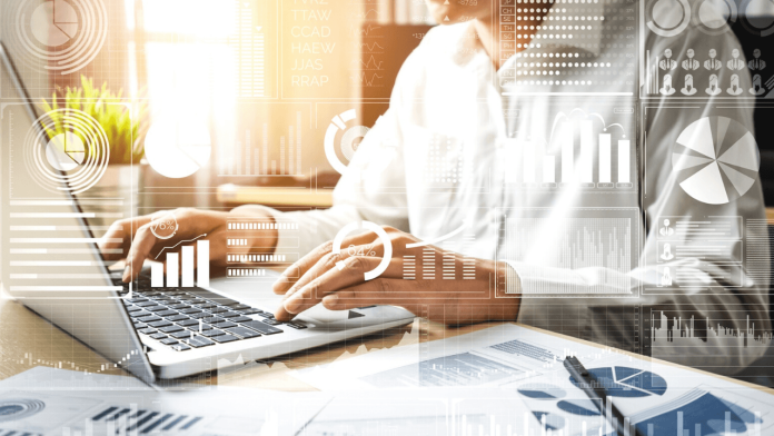 BAE Turkcell ve A101'i finanse ediyor