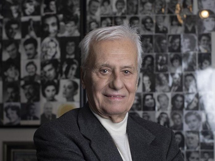 Engin Çağlar hayatını kaybetti.