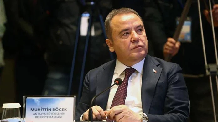 Muhittin Böcek hasta mı?