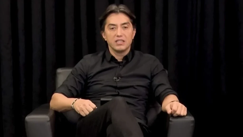 gazeteci emrullah erdinc gozaltinda z8f2