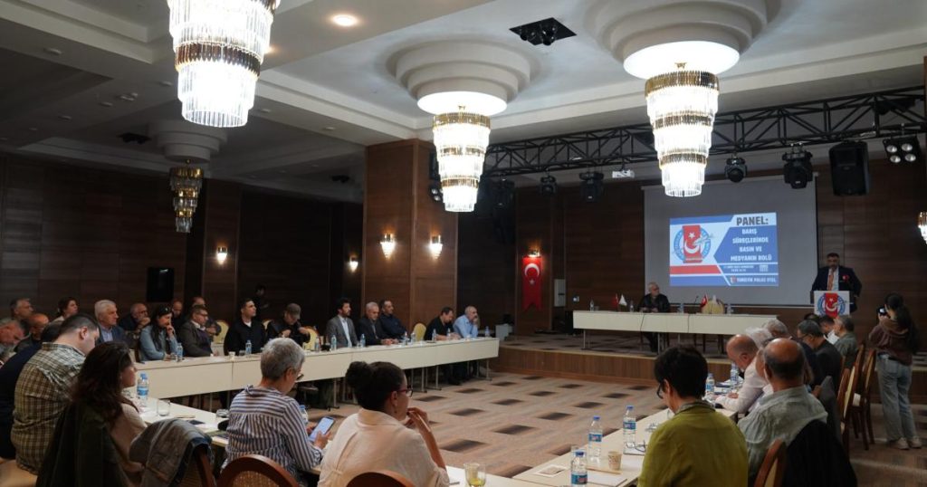 Barış Rolü Paneli gündemde