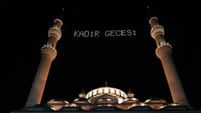 kadir gecesi mesajları nedir? Hadi bakalım kadir gecesi mesajları nedir? Hadi bakalım