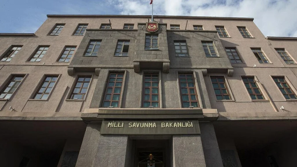 milli savunma bakanliginda rusvet operasyonu 27 gozalti mj4d