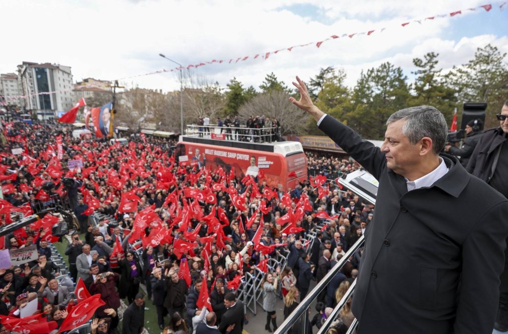 Türkiye'de erken seçimler konusundaki