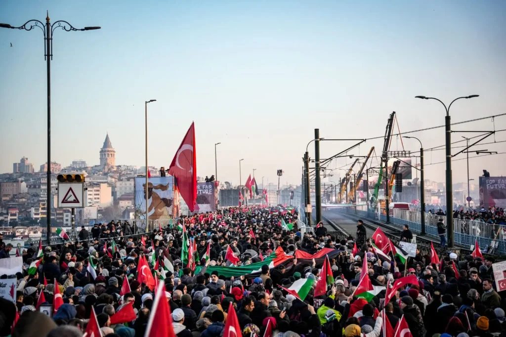 Türkiye'de adaletin sağlanması Herkes haklarını alabiliyor mu?