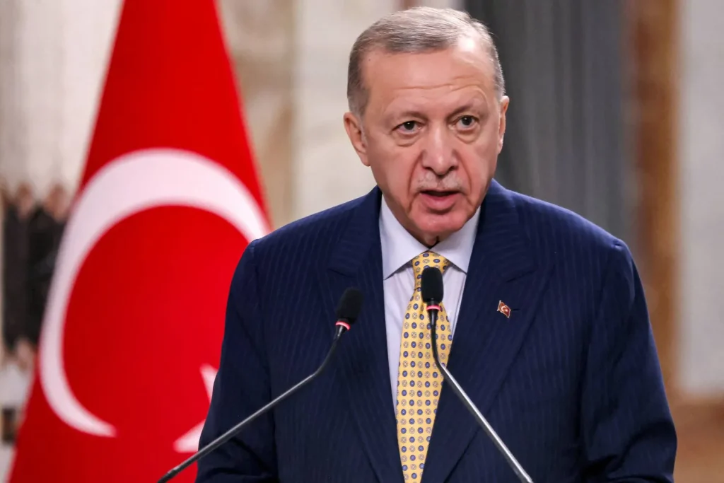 Türkiye istihbaratı, 10 DEAŞ üyesini yakaladı ve Suriye'den geri getirdi