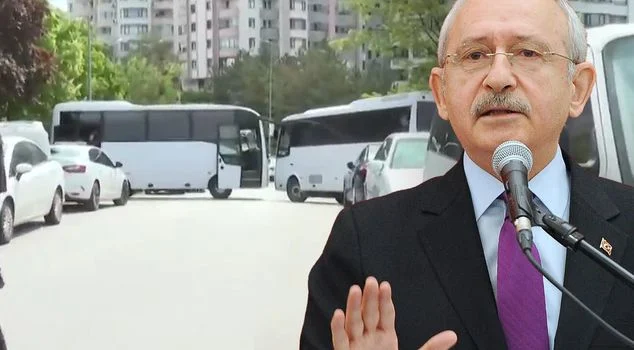 Kılıçdaroğlu'nun evine giden sokaklar, çevik kuvvet ekipleri tarafından kapatıldı Kılıçdaroğlu'nun evine giden sokaklar, çevik kuvvet ekipleri tarafından kapatıldı