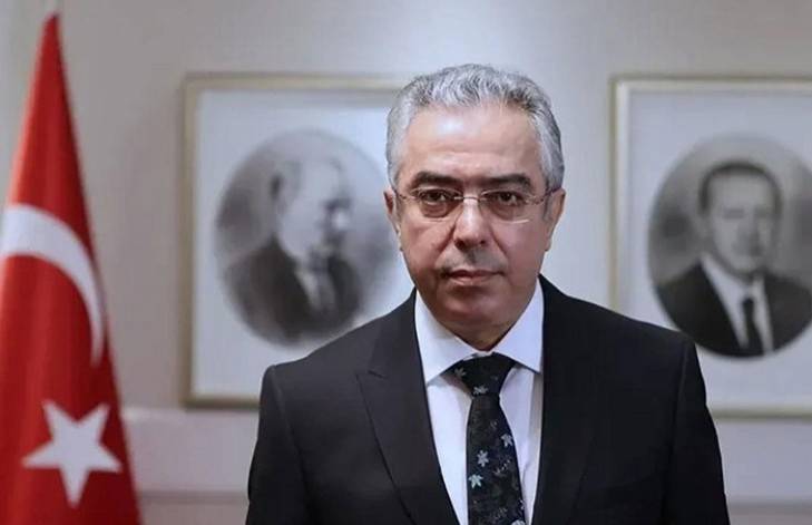 Muhalefet krizinde anayasal engeli aşmak için seçimleri yenilemeyi deneme