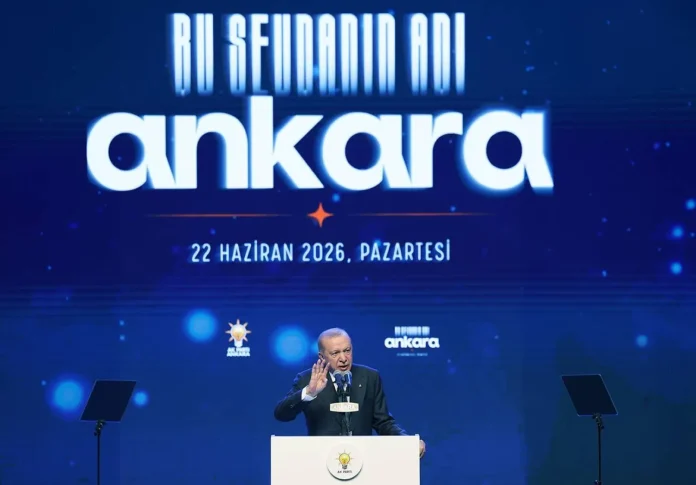 Erdoğan'ın partisi resmen 2028 için cumhurbaşkanlığı adaylığını açıkladı Erdoğan'ın partisi resmen 2028 için cumhurbaşkanlığı adaylığını açıkladı