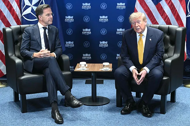 Son dakika: Trump NATO'da İran ateşkesini bitirdi Son dakika: Trump NATO'da İran ateşkesini bitirdi