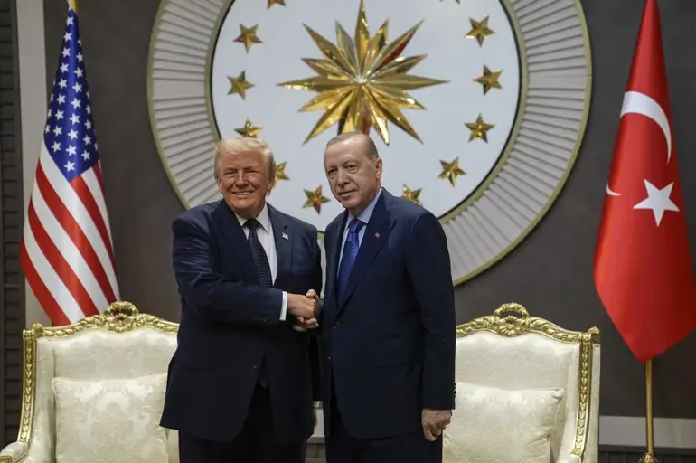 Son dakika: Trump NATO'da İran ateşkesini bitirdi