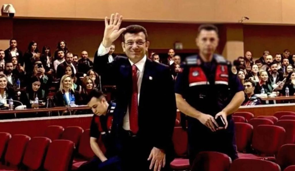 İmamoğlu'nun yolsuzluk suçlamasıyla davasının 40 günlük aranın ardından yeniden başlaması